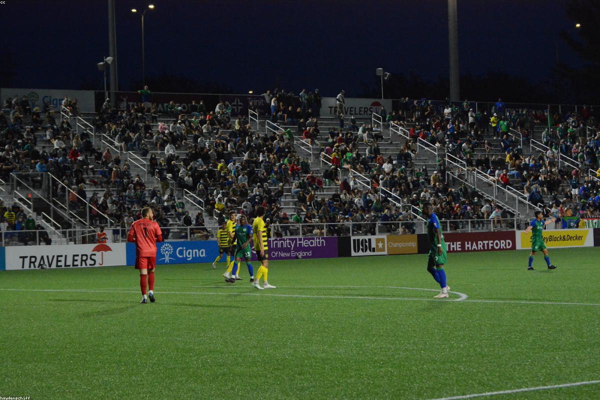 世界杯哪里看直播：搜索关键词与授权渠道识别